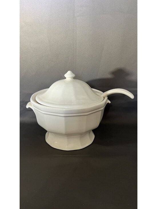 Pfaltzgraff Other - Vintage Pfaltzgraff White Ceramic Soup Tureen With Lid & Matching Ladle Elegant
